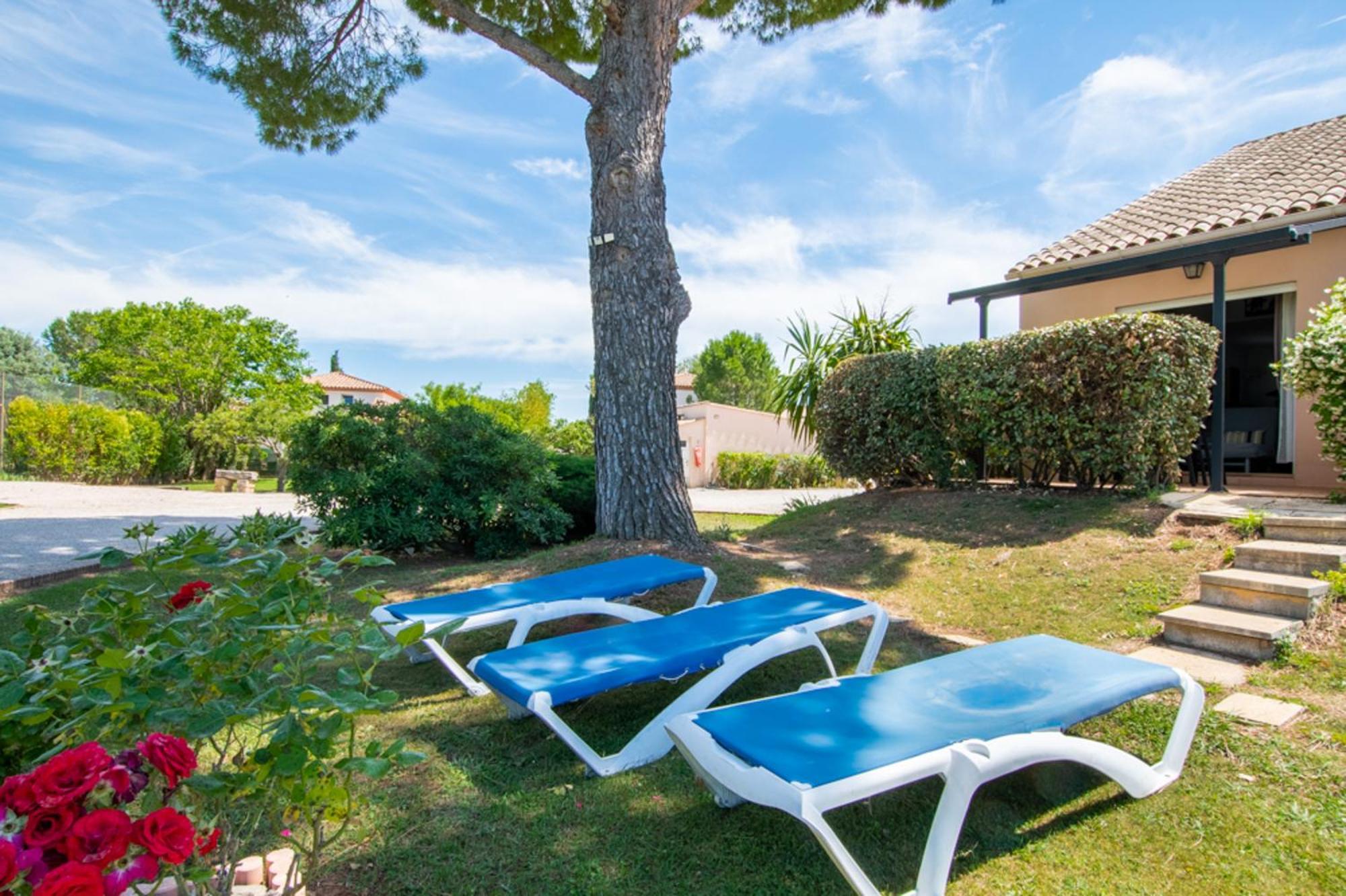 Les Bougainvillees De Camargue Villetelle Rom bilde