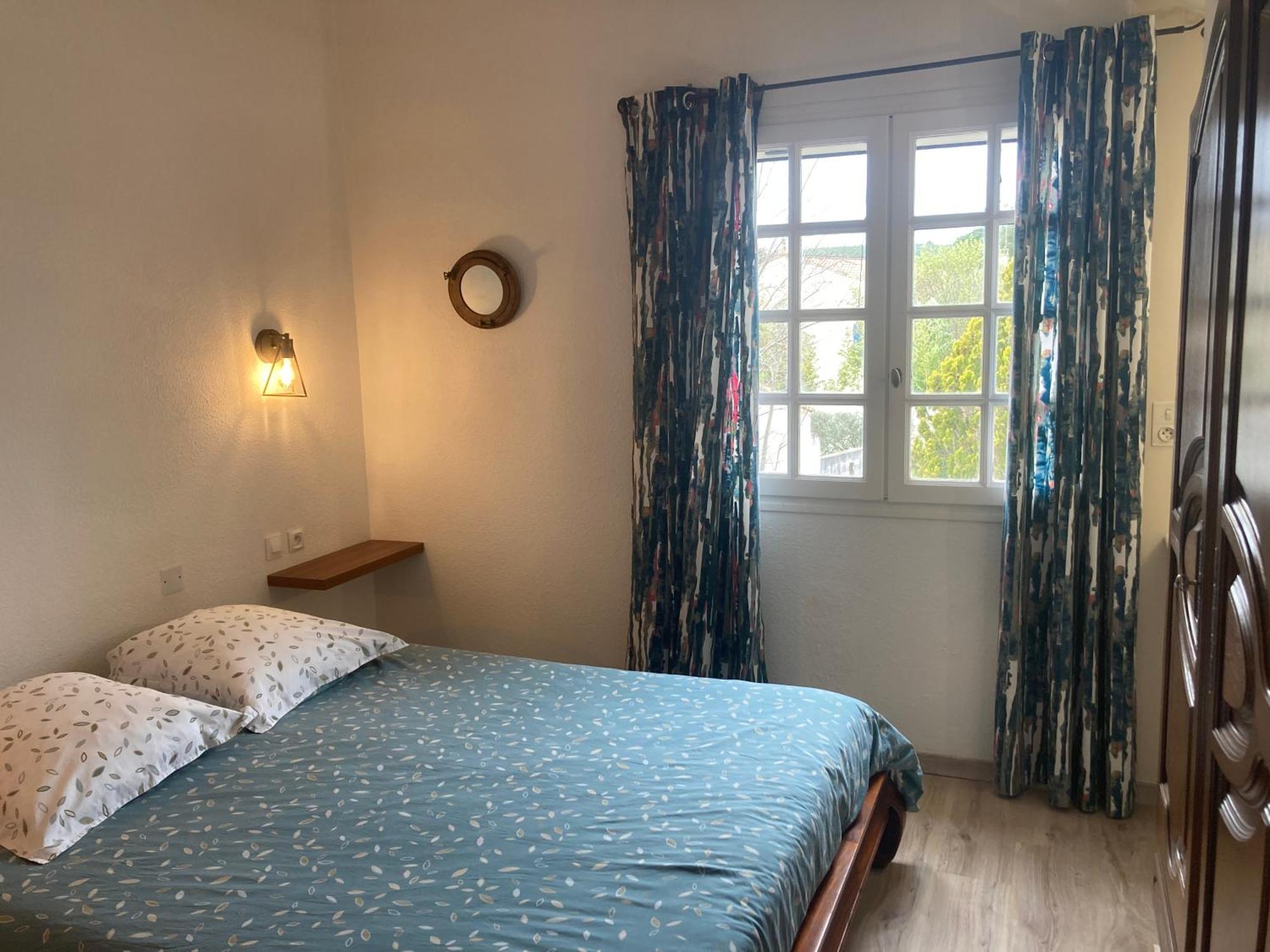 Les Bougainvillees De Camargue Villetelle Rom bilde